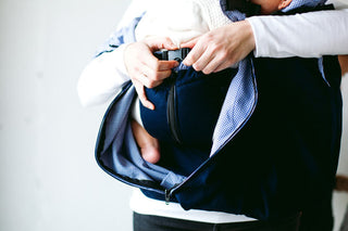 Weego TWIN Baby Carrier, closeup-view: pockets